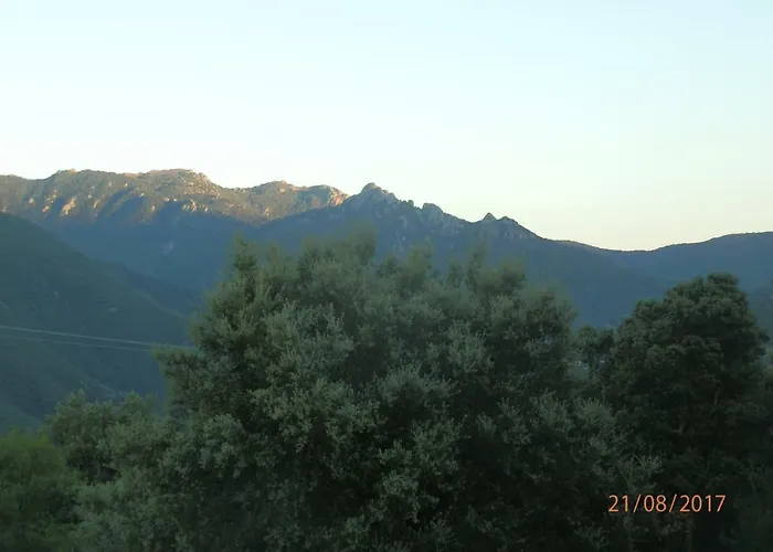 Calme Et Detente Montbolo